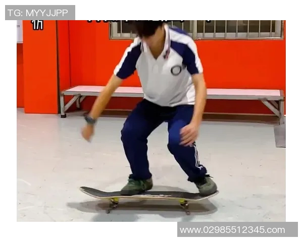 深圳滑板队协作创新引发热议探索滑板运动新风潮 深圳滑板队协作创新引发热议探索滑板运动新风潮