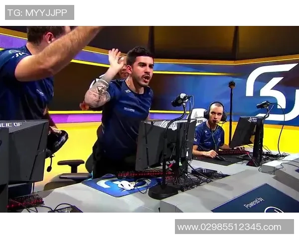 深入解析FPX战队在CSGO中的包夹战术体系与实战应用技巧 深入解析FPX战队在CSGO中的包夹战术体系与实战应用技巧