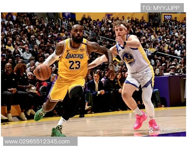 湖人勇士对决将于19日上演球迷期待精彩比赛与激烈对抗 湖人勇士对决将于19日上演球迷期待精彩比赛与激烈对抗