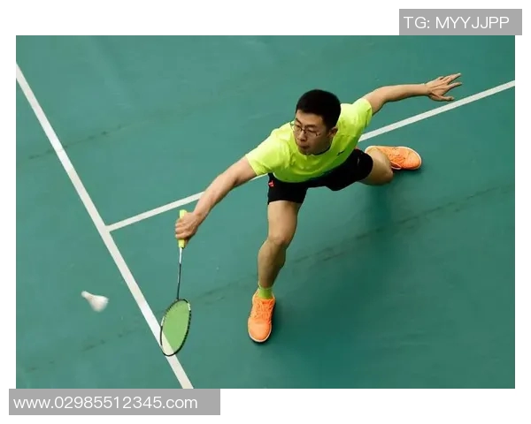 纬来体育直播骑士与勇士激战NBA赛场精彩瞬间回顾与分析