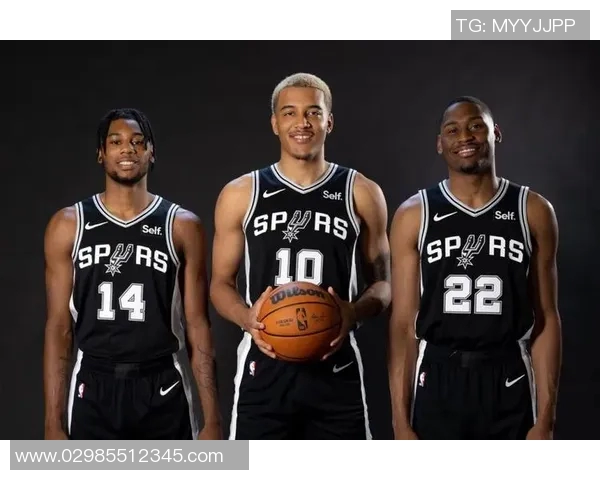 马刺对阵火箭精彩对决解说员深入分析比赛亮点与战术策略 马刺对阵火箭精彩对决解说员深入分析比赛亮点与战术策略