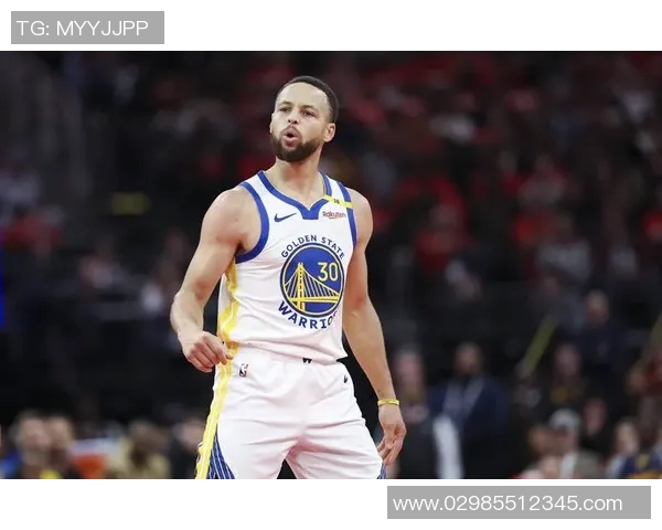 库里三分大赛决赛连中20球创下历史新纪录夺冠荣耀再续 库里三分大赛决赛连中20球创下历史新纪录夺冠荣耀再续