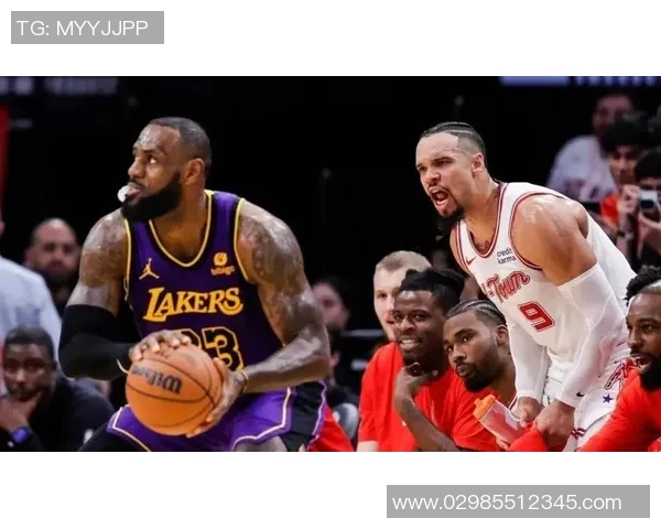 湖人队与火箭队激战2020年季后赛精彩回顾与分析