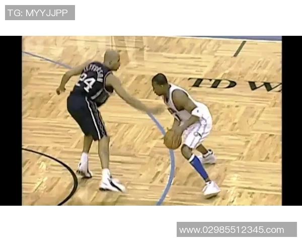 麦迪领衔魔术对决猛龙经典战役回顾与精彩瞬间分析