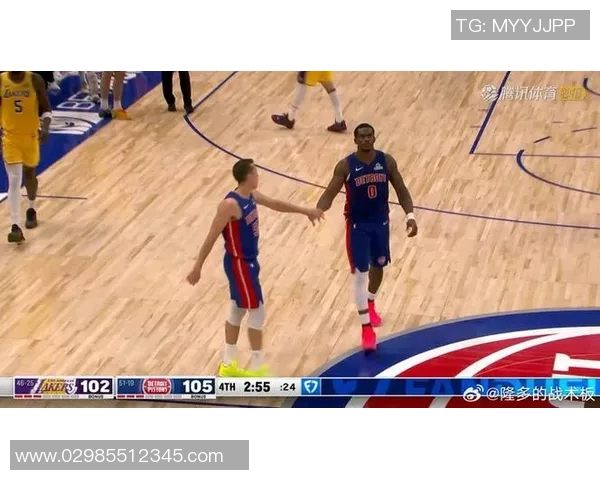 湖人队与活塞队激战正酣2015年11月16日精彩回顾与赛后分析